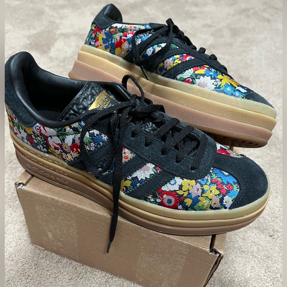 Adidas Gazelle Bold Liberty London Floral Embroidery Women's Sneakers, size 7